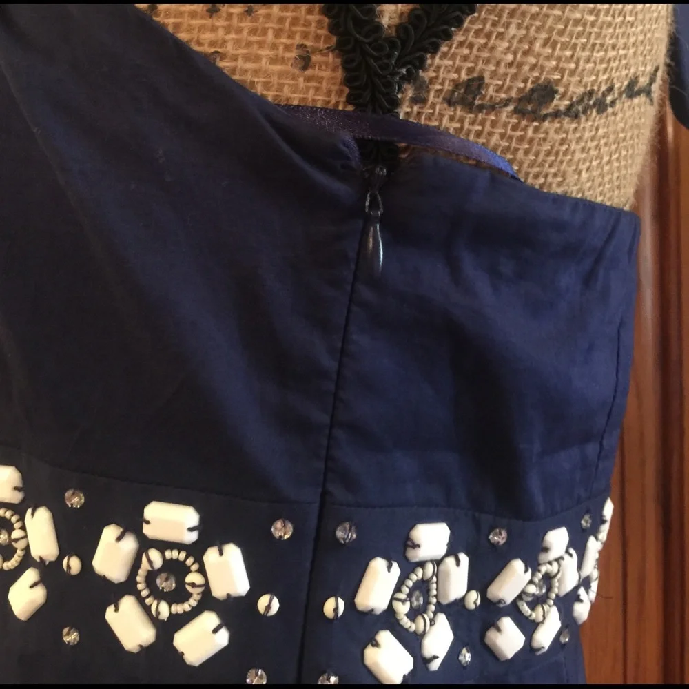 Ann Taylor Loft Keyhole Halter Dress - Picture 5 of 7
